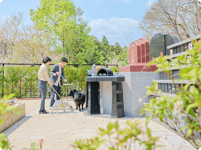 ペット合同慰霊碑